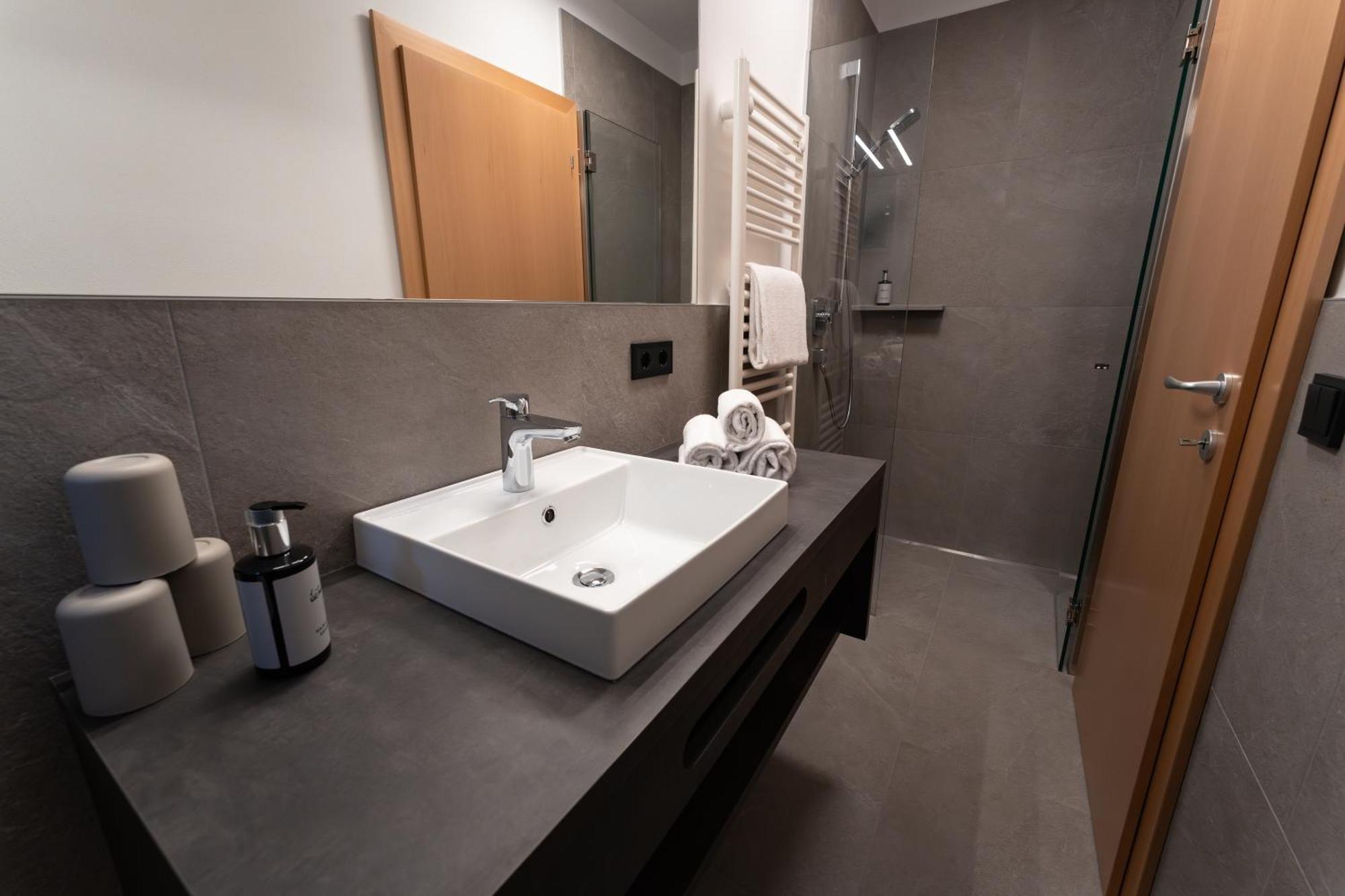 Self Service Hotel Schnalser Hof Naturns Zewnętrze zdjęcie