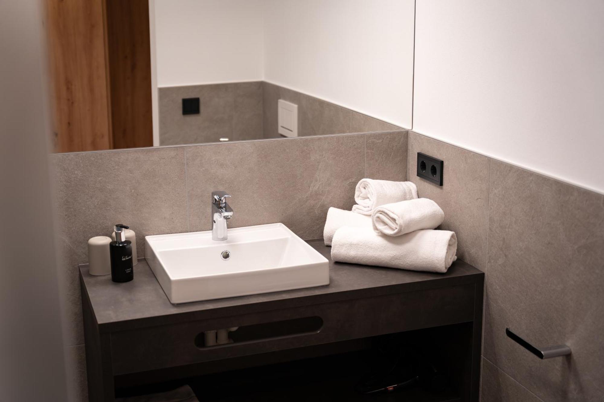 Self Service Hotel Schnalser Hof Naturns Zewnętrze zdjęcie